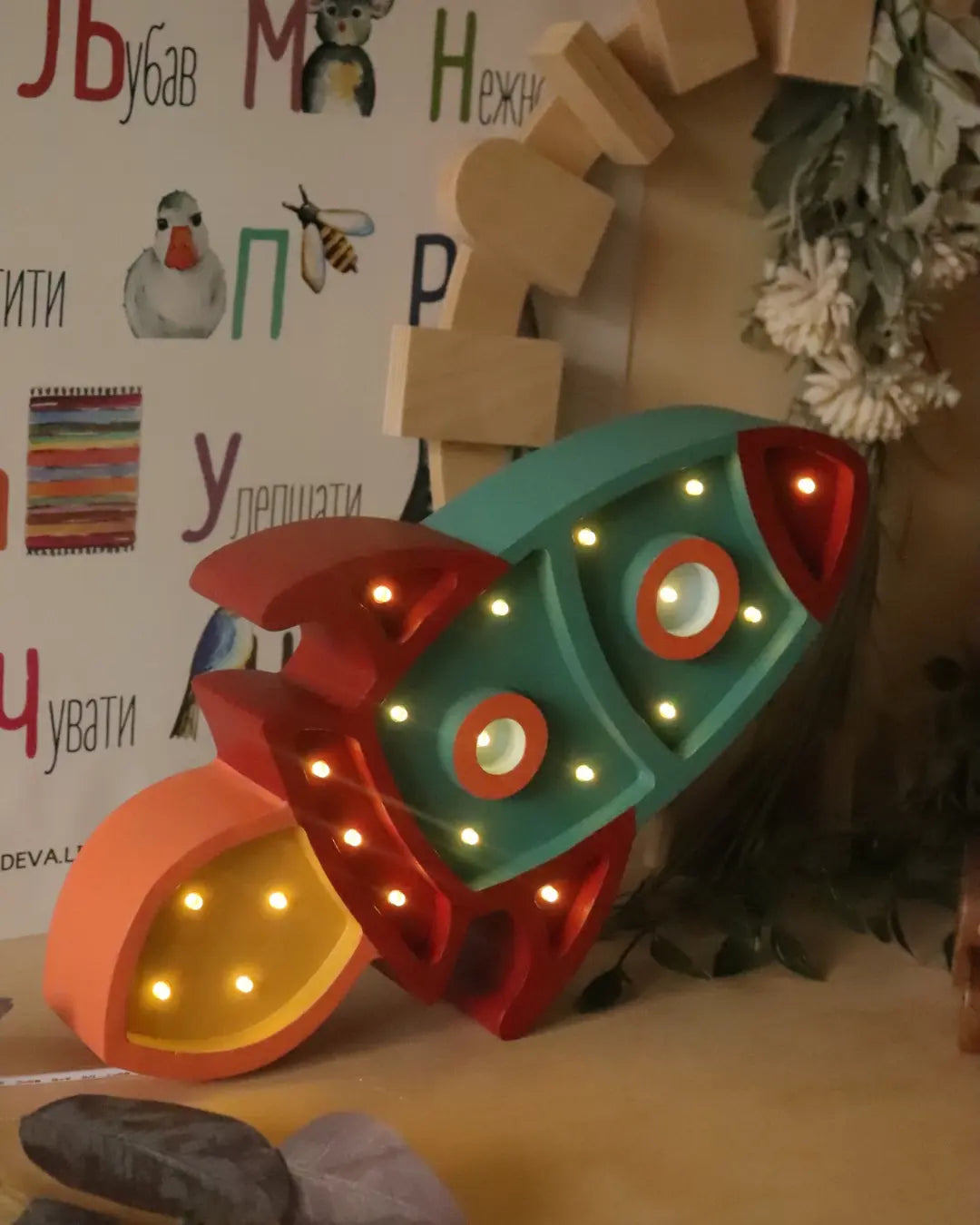 Rocket | Wooden LED Night Light (Turquoise-Red)