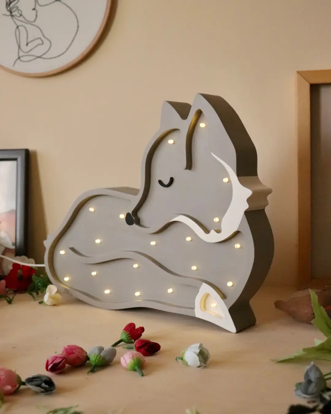 Wolf | Wooden LED Night Light